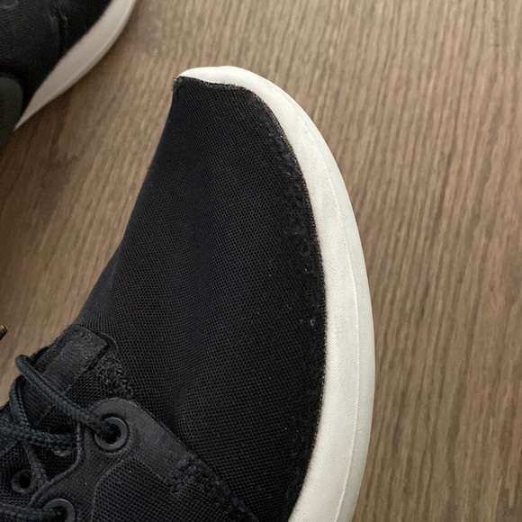 Nike Roshe Original Sneakers - Picture 8 of 8